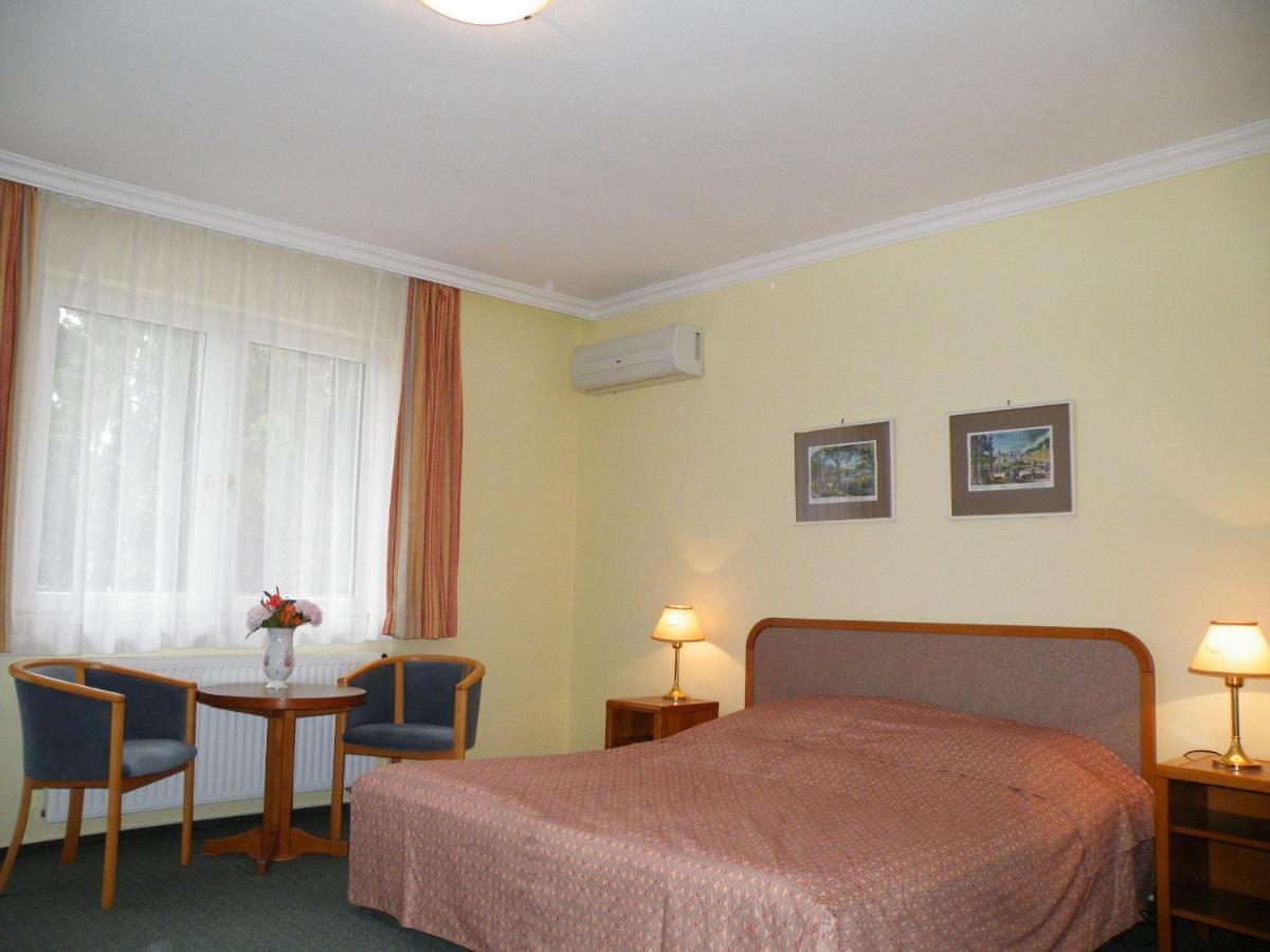 Apartment Pension Rideg Heviz Phòng bức ảnh